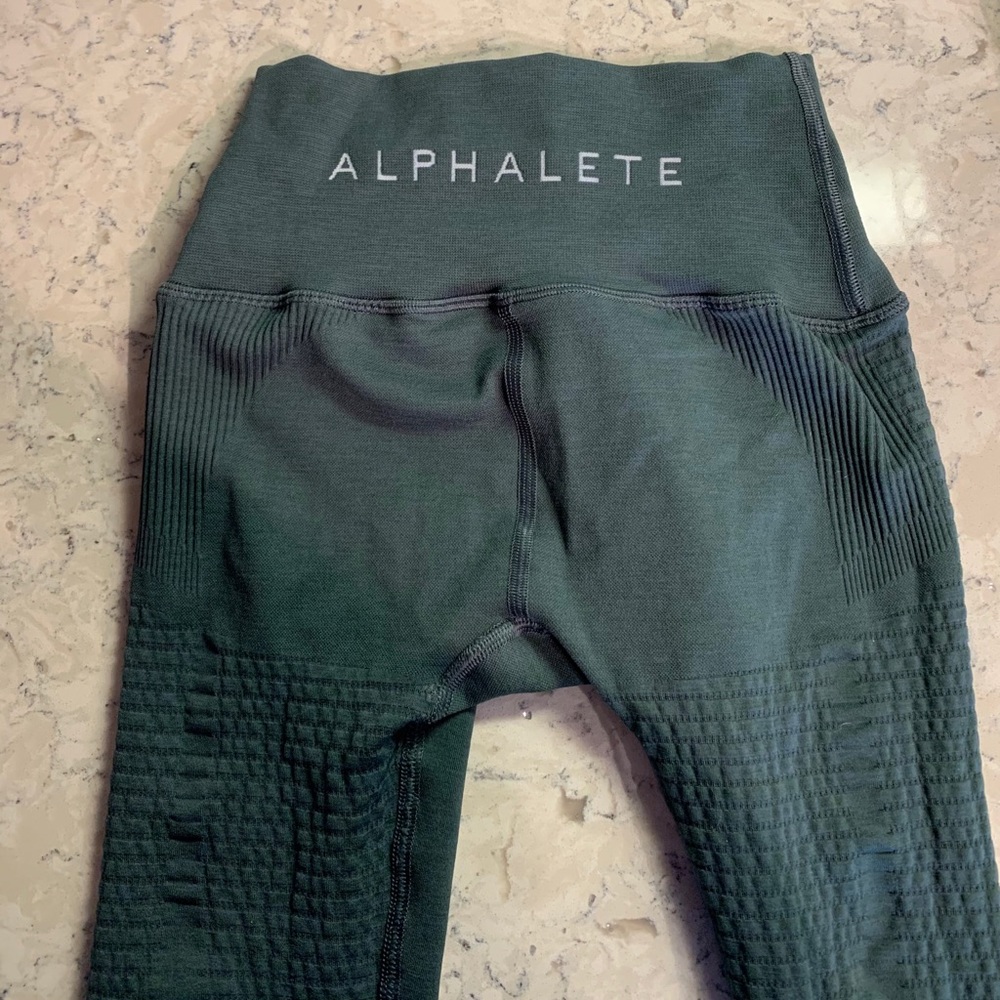 Alphalete halo leggings urban chic